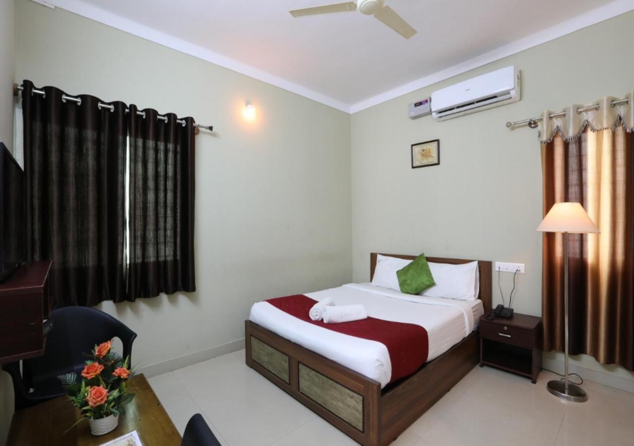 Hotel The Green Orchid Mysore Esterno foto